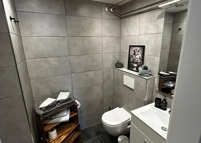 Bauernhaus Apartment דירה *